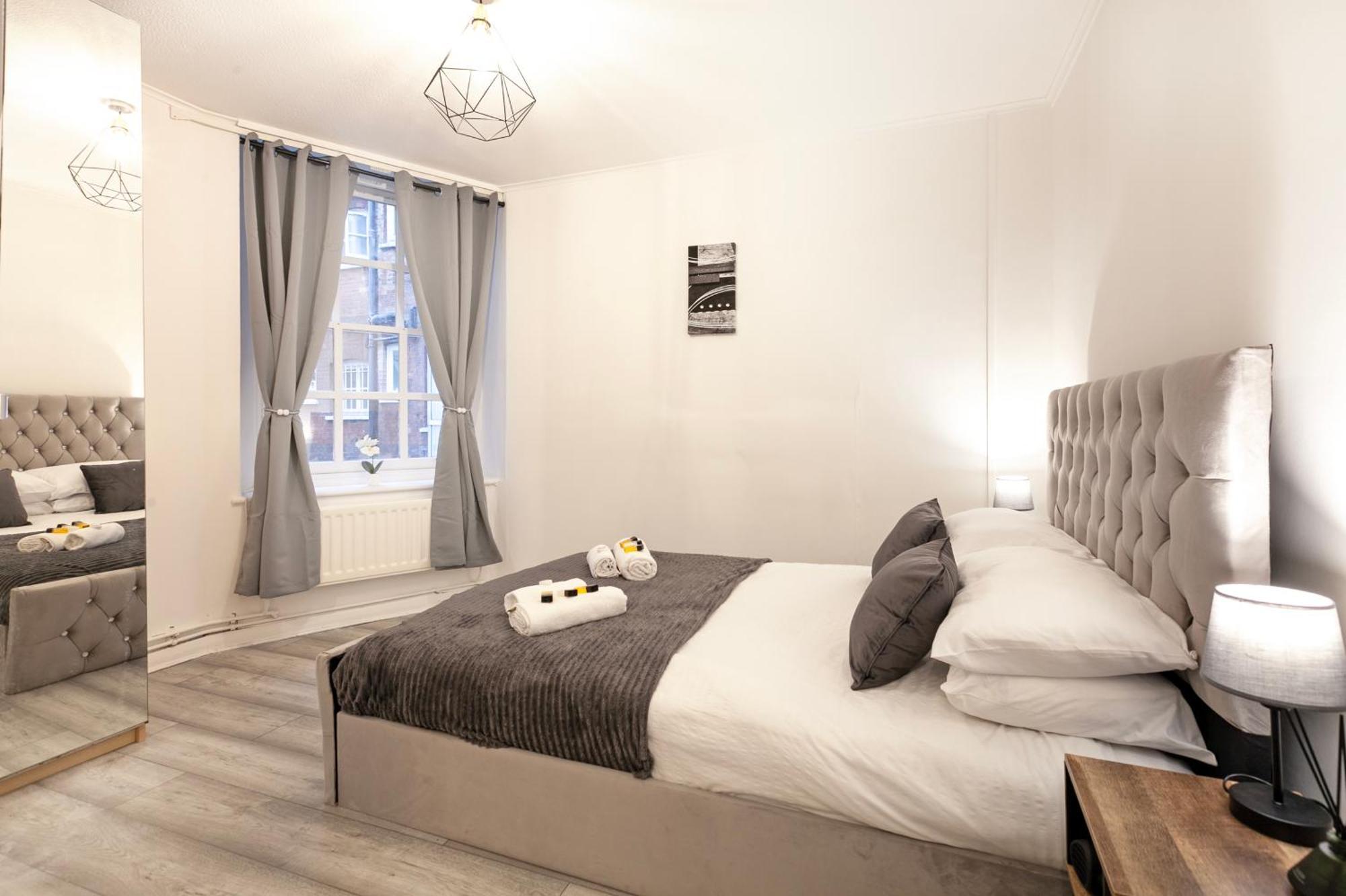 Beautiful One Bedroom Flat In Scott Ellis Gardens 런던 외부 사진
